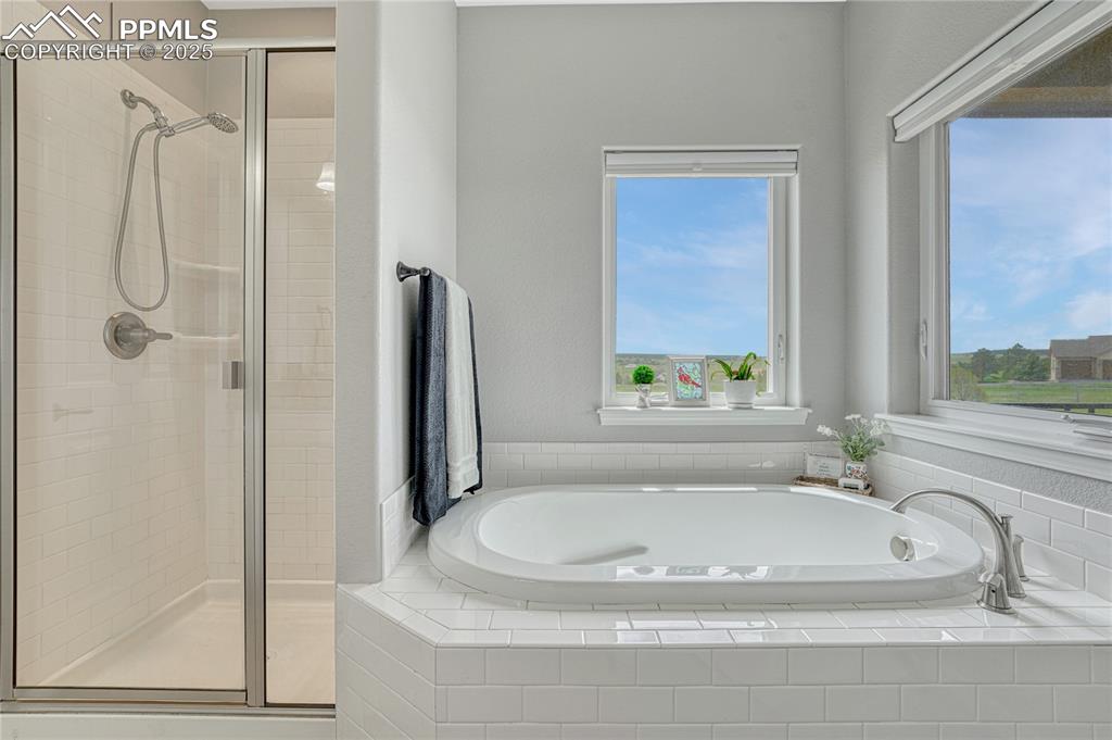 Colorado Springs, Colorado, 80908, United States, 4 Bedrooms Bedrooms, ,4 BathroomsBathrooms,Residential,Active,1992214