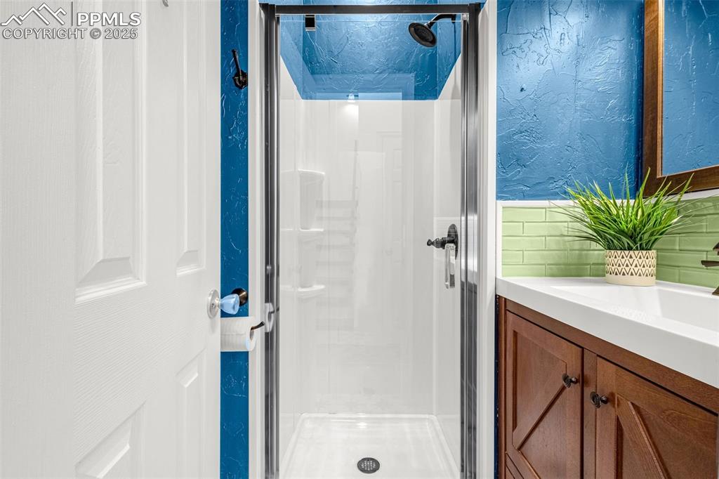 Colorado Springs, Colorado, 80904, United States, 8 Bedrooms Bedrooms, ,5 BathroomsBathrooms,Residential,Active,1810449