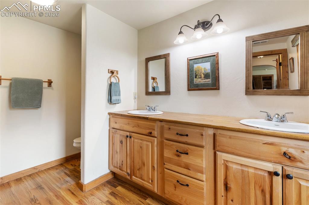 Woodland Park, Colorado, 80863, United States, 2 Bedrooms Bedrooms, ,2 BathroomsBathrooms,Residential,Active,2042677
