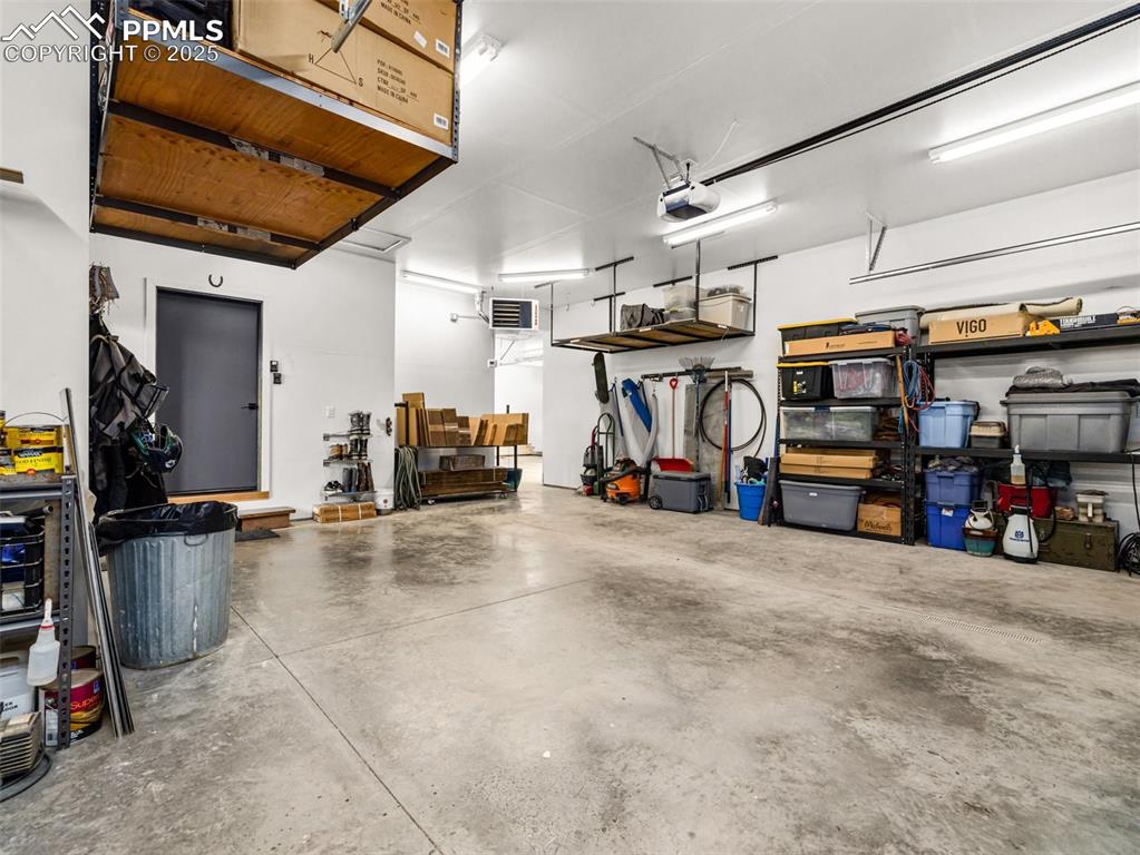 Beulah, Colorado, 81023, United States, 5 Bedrooms Bedrooms, ,5 BathroomsBathrooms,Residential,Active,1922547