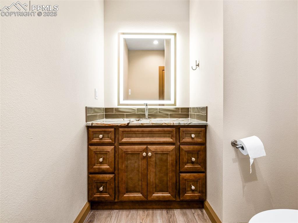 Beulah, Colorado, 81023, United States, 5 Bedrooms Bedrooms, ,5 BathroomsBathrooms,Residential,Active,1922547