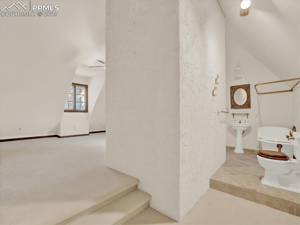 Monument, Colorado, 80132, United States, 4 Bedrooms Bedrooms, ,4 BathroomsBathrooms,Residential,Active,1992278