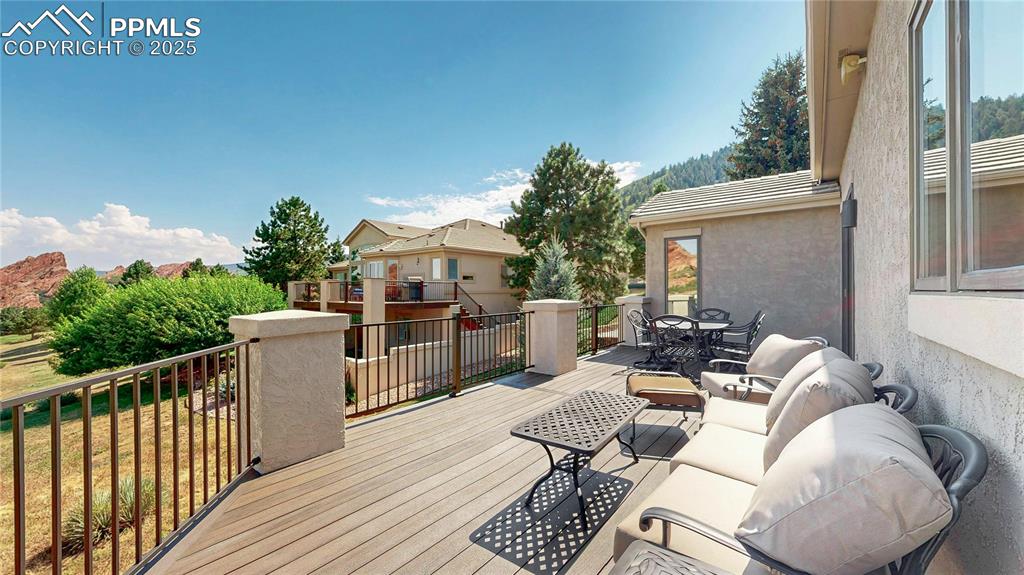 Littleton, Colorado, 80125, United States, 5 Bedrooms Bedrooms, ,4 BathroomsBathrooms,Residential,Active,1927660