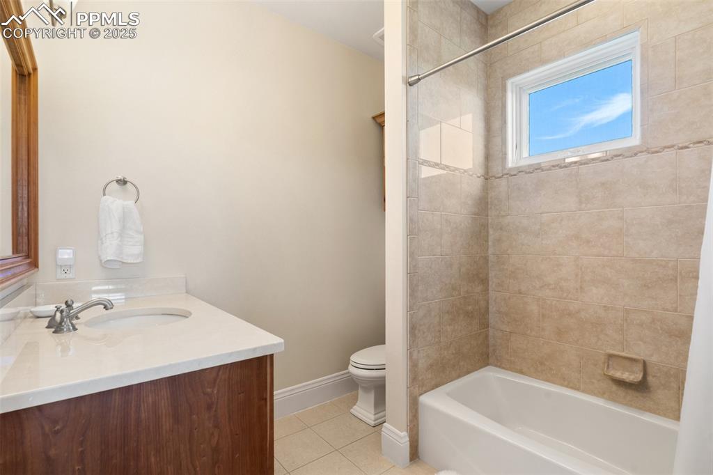 Colorado Springs, Colorado, 80906, United States, 6 Bedrooms Bedrooms, ,6 BathroomsBathrooms,Residential,Active,1880191