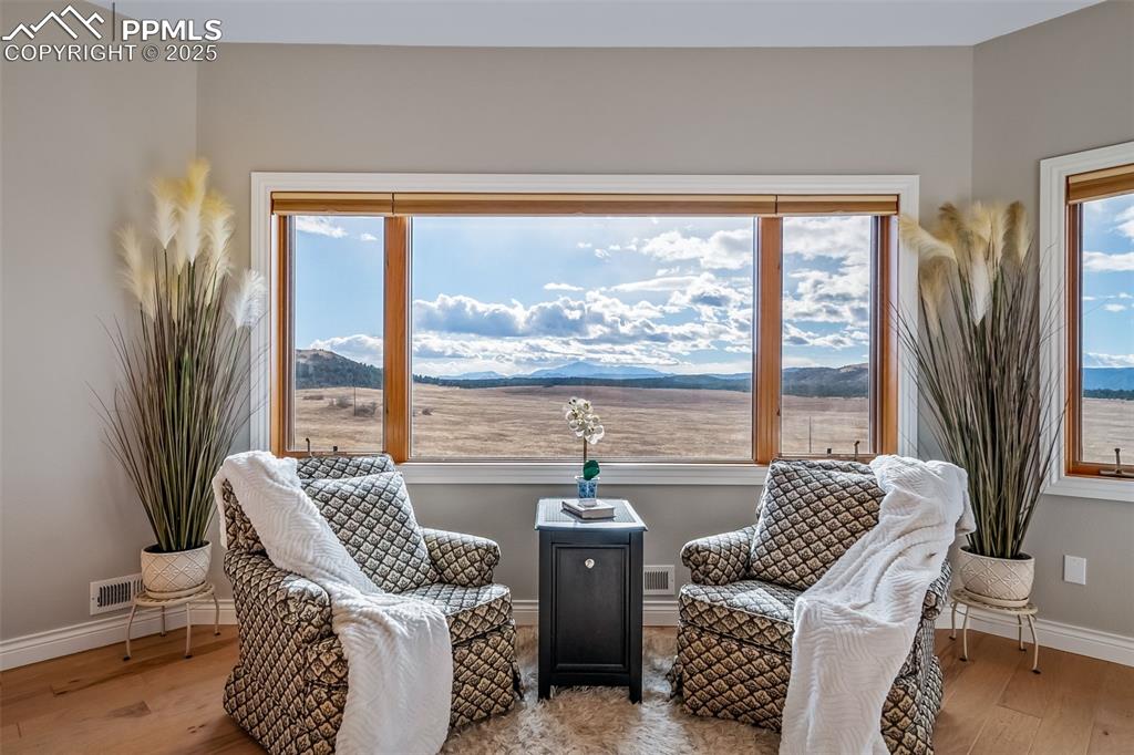 Larkspur, Colorado, 80118, United States, 4 Bedrooms Bedrooms, ,3 BathroomsBathrooms,Residential,Active,2007951