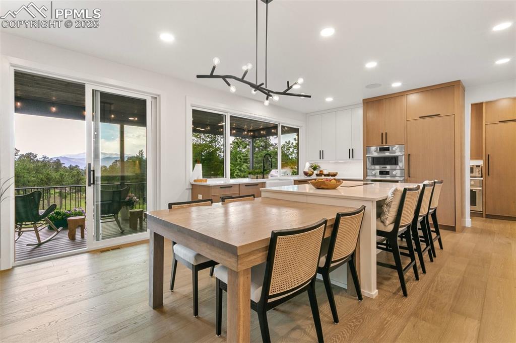 Monument, Colorado, 80132, United States, 6 Bedrooms Bedrooms, ,8 BathroomsBathrooms,Residential,Active,1992256