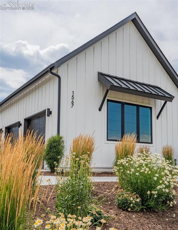 Franktown, Colorado, 80116, United States, 4 Bedrooms Bedrooms, ,5 BathroomsBathrooms,Residential,Active,1968385