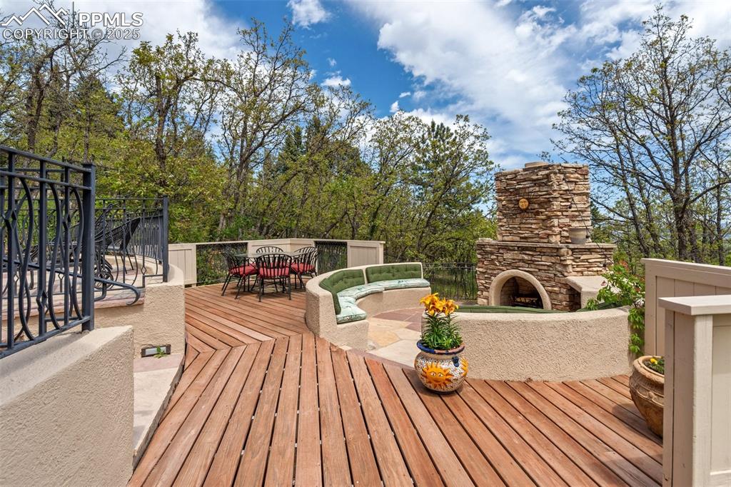 Colorado Springs, Colorado, 80906, United States, ,6 BathroomsBathrooms,Residential,Active,1823998