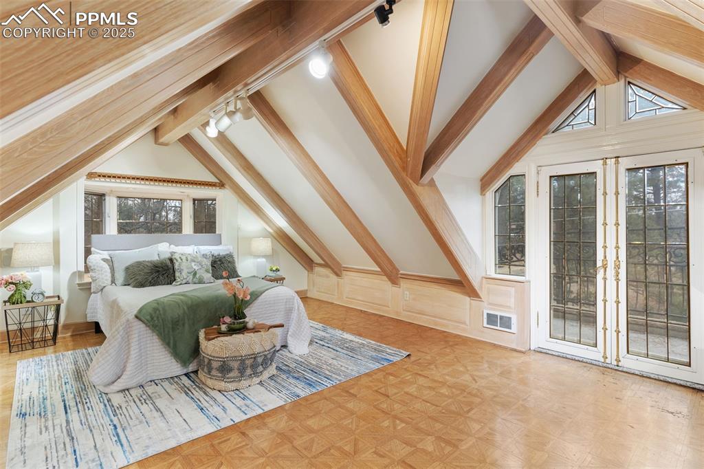 Colorado Springs, Colorado, 80906, United States, 5 Bedrooms Bedrooms, ,5 BathroomsBathrooms,Residential,Active,1998601