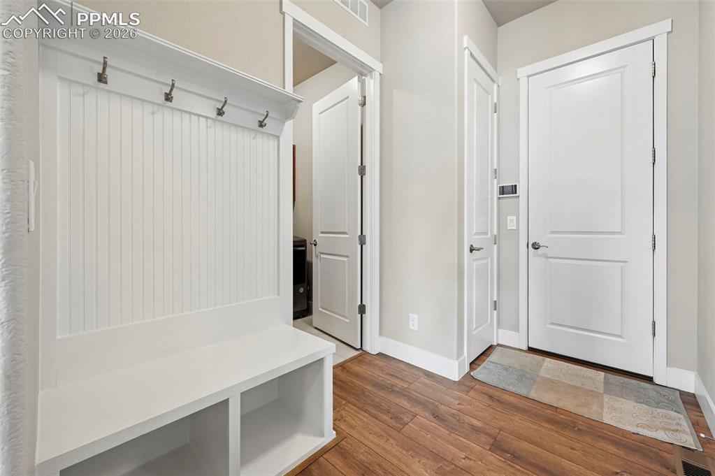 Colorado Springs, Colorado, 80921, United States, 5 Bedrooms Bedrooms, ,5 BathroomsBathrooms,Residential,Active,2044584