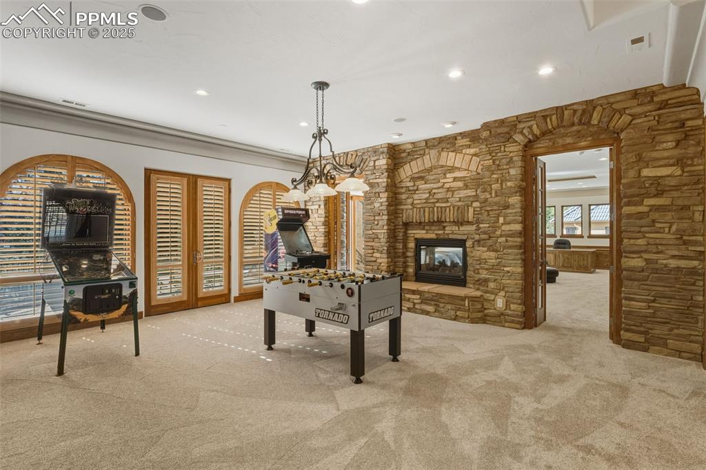 Colorado Springs, Colorado, 80906, United States, 5 Bedrooms Bedrooms, ,8 BathroomsBathrooms,Residential,Active,1992319