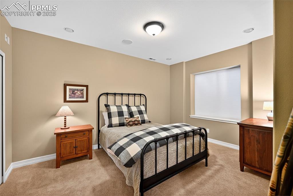 Colorado Springs, Colorado, 80906, United States, 4 Bedrooms Bedrooms, ,4 BathroomsBathrooms,Residential,Active,1914792