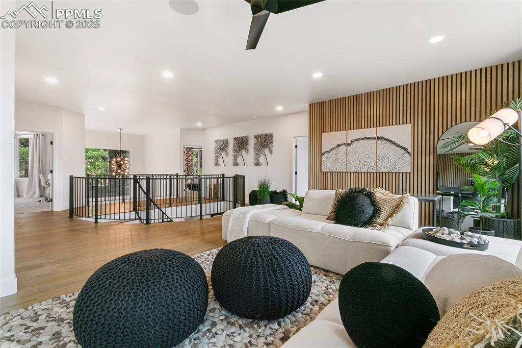 Monument, Colorado, 80132, United States, 6 Bedrooms Bedrooms, ,8 BathroomsBathrooms,Residential,Active,1992256