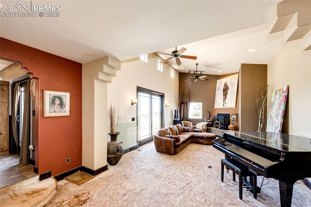 Elbert, Colorado, 80106, United States, 6 Bedrooms Bedrooms, ,7 BathroomsBathrooms,Residential,Active,1952758