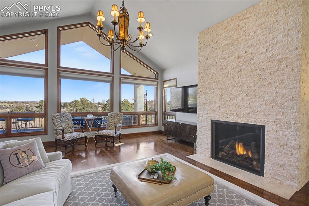 Colorado Springs, Colorado, 80906, United States, 4 Bedrooms Bedrooms, ,4 BathroomsBathrooms,Residential,Active,2016680