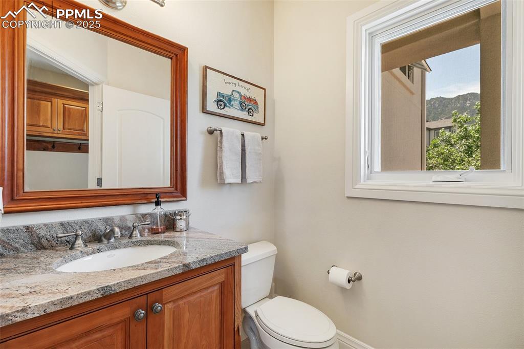 Colorado Springs, Colorado, 80906, United States, 6 Bedrooms Bedrooms, ,6 BathroomsBathrooms,Residential,Active,1880191