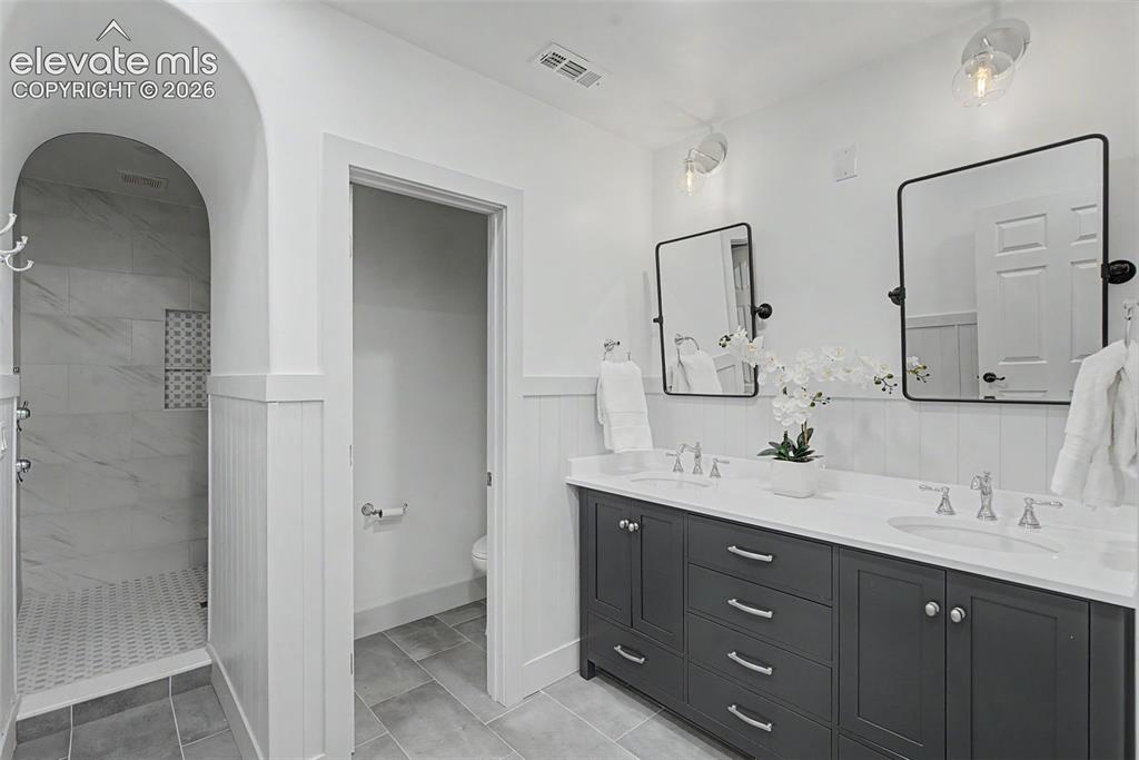 Monument, Colorado, 80132, United States, 6 Bedrooms Bedrooms, ,5 BathroomsBathrooms,Residential,Active,2042660