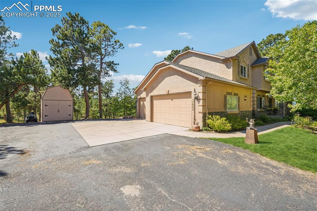 Monument, Colorado, 80132, United States, 5 Bedrooms Bedrooms, ,5 BathroomsBathrooms,Residential,Active,1953413