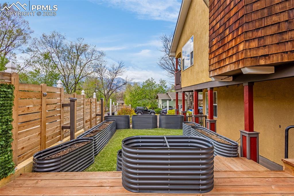 Colorado Springs, Colorado, 80904, United States, 8 Bedrooms Bedrooms, ,5 BathroomsBathrooms,Residential,Active,1810449