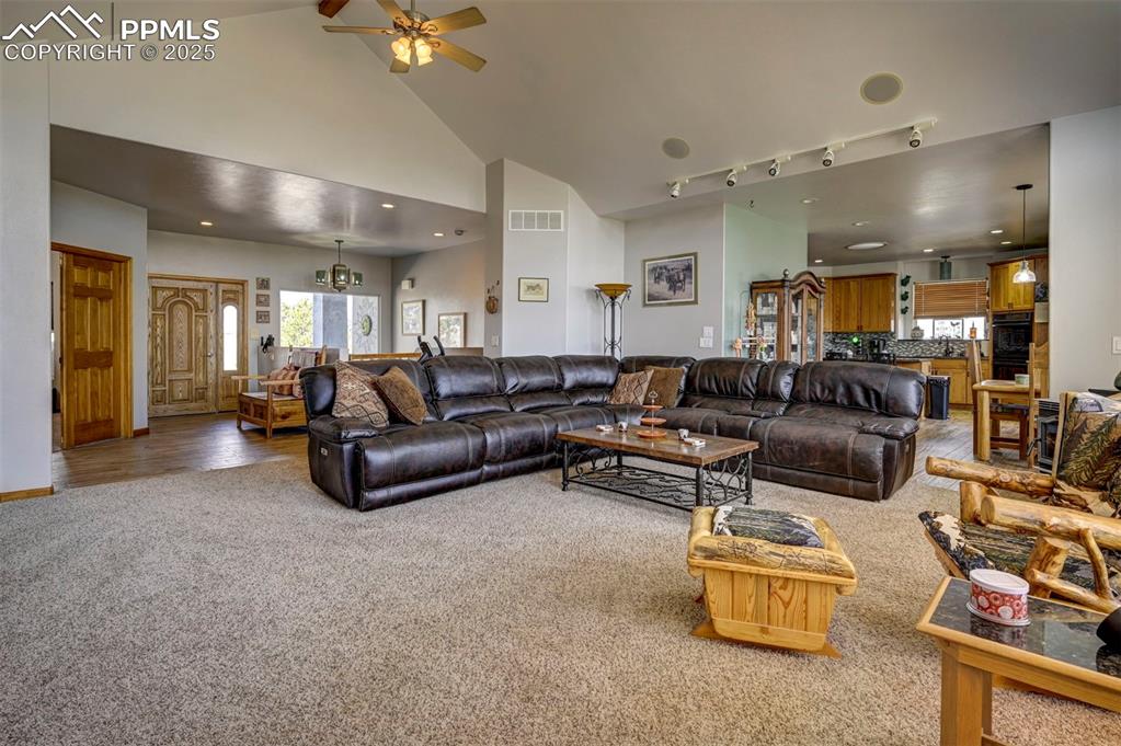 Elizabeth, Colorado, 80107, United States, ,3 BathroomsBathrooms,Residential,Active,1764884