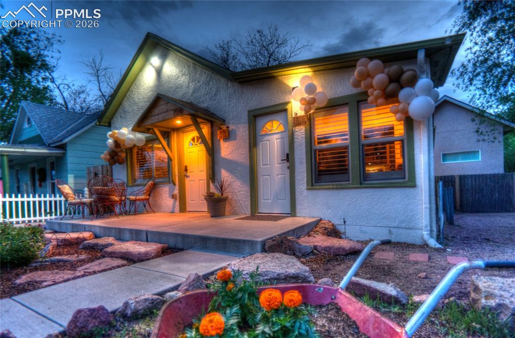 Colorado Springs, Colorado, 80903, United States, 2 Bedrooms Bedrooms, ,2 BathroomsBathrooms,Residential,Active,2045029