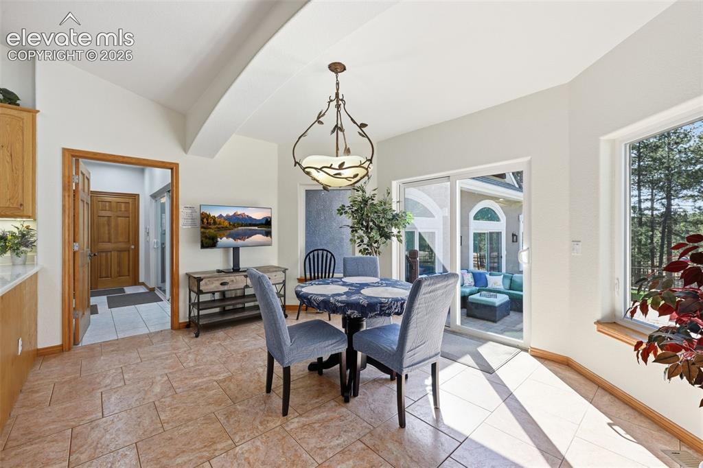 Colorado Springs, Colorado, 80908, United States, 6 Bedrooms Bedrooms, ,5 BathroomsBathrooms,Residential,Active,2045782