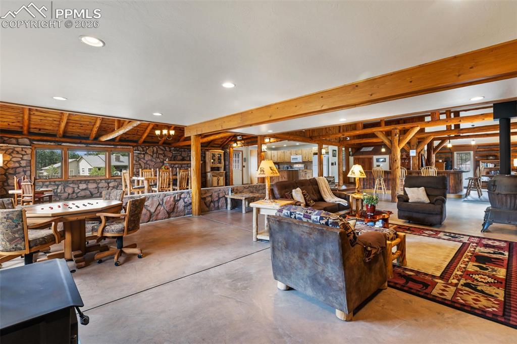 Woodland Park, Colorado, 80863, United States, 2 Bedrooms Bedrooms, ,2 BathroomsBathrooms,Residential,Active,2042677