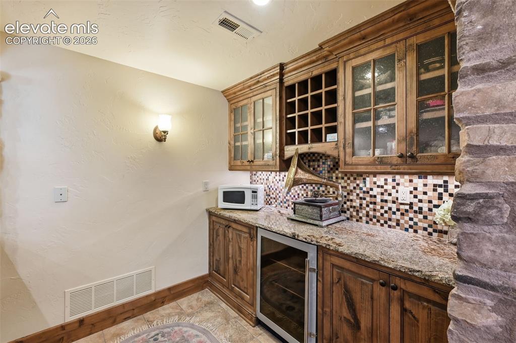 Colorado Springs, Colorado, 80906, United States, 4 Bedrooms Bedrooms, ,6 BathroomsBathrooms,Residential,Active,2043826