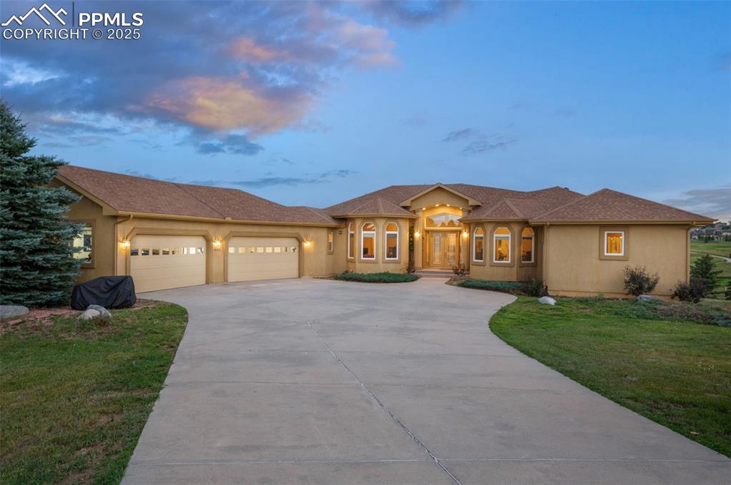 Monument, Colorado, 80132, United States, 5 Bedrooms Bedrooms, ,7 BathroomsBathrooms,Residential,Contingent,1992225