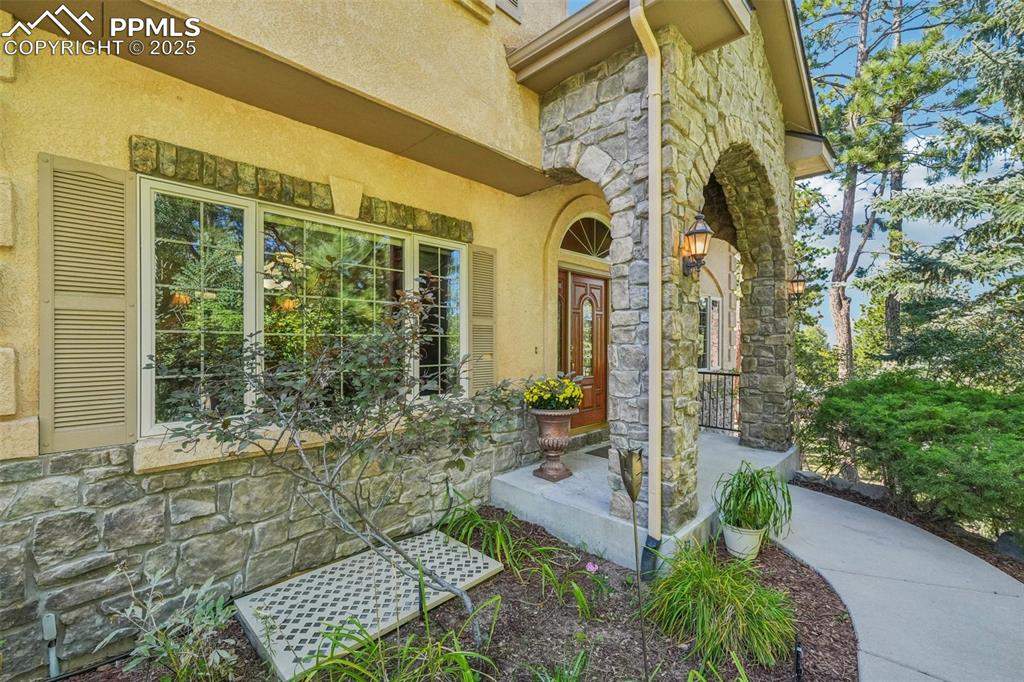 Monument, Colorado, 80132, United States, 5 Bedrooms Bedrooms, ,5 BathroomsBathrooms,Residential,Active,1953413