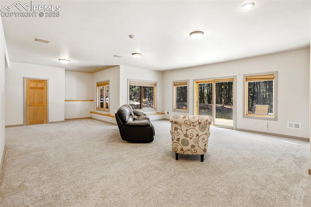 Colorado Springs, Colorado, 80908, United States, 5 Bedrooms Bedrooms, ,4 BathroomsBathrooms,Residential,Active,2008925