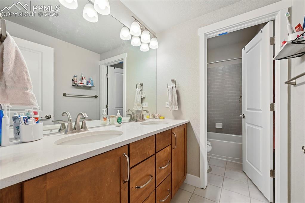 Colorado Springs, Colorado, 80921, United States, 5 Bedrooms Bedrooms, ,5 BathroomsBathrooms,Residential,Active,2044584