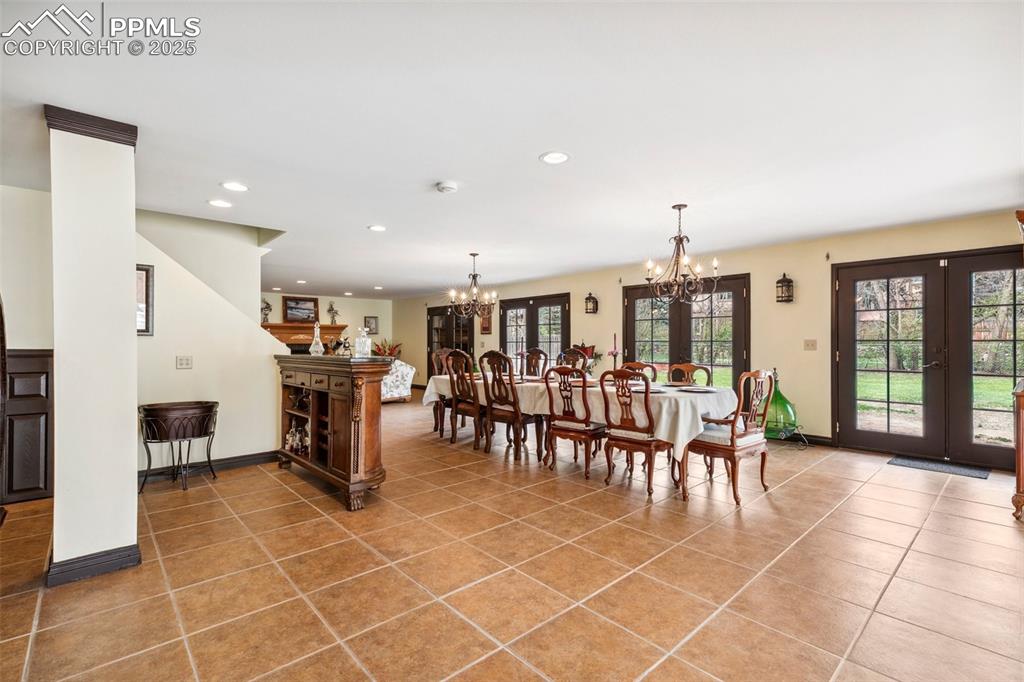 Colorado Springs, Colorado, 80906, United States, 5 Bedrooms Bedrooms, ,6 BathroomsBathrooms,Residential,Active,1992227