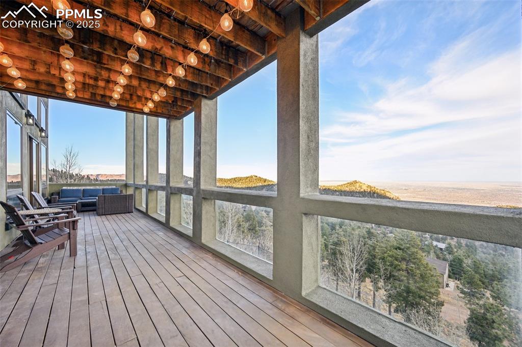 Manitou Springs, Colorado, 80829, United States, 6 Bedrooms Bedrooms, ,6 BathroomsBathrooms,Residential,Active,1997622