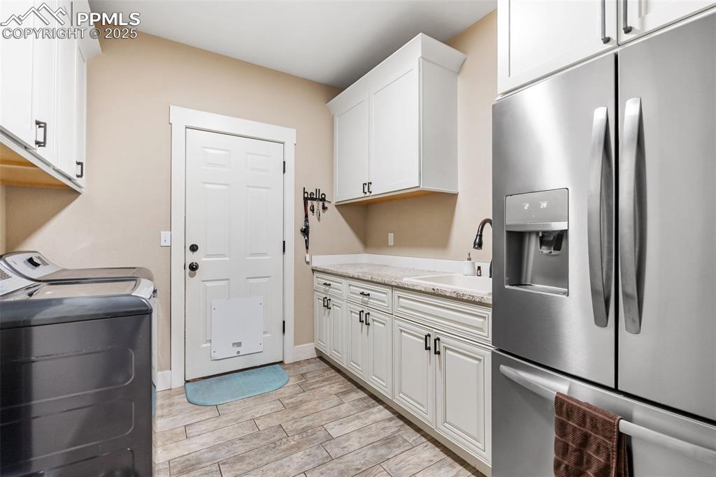 Monument, Colorado, 80132, United States, 6 Bedrooms Bedrooms, ,5 BathroomsBathrooms,Residential,Active,1992226