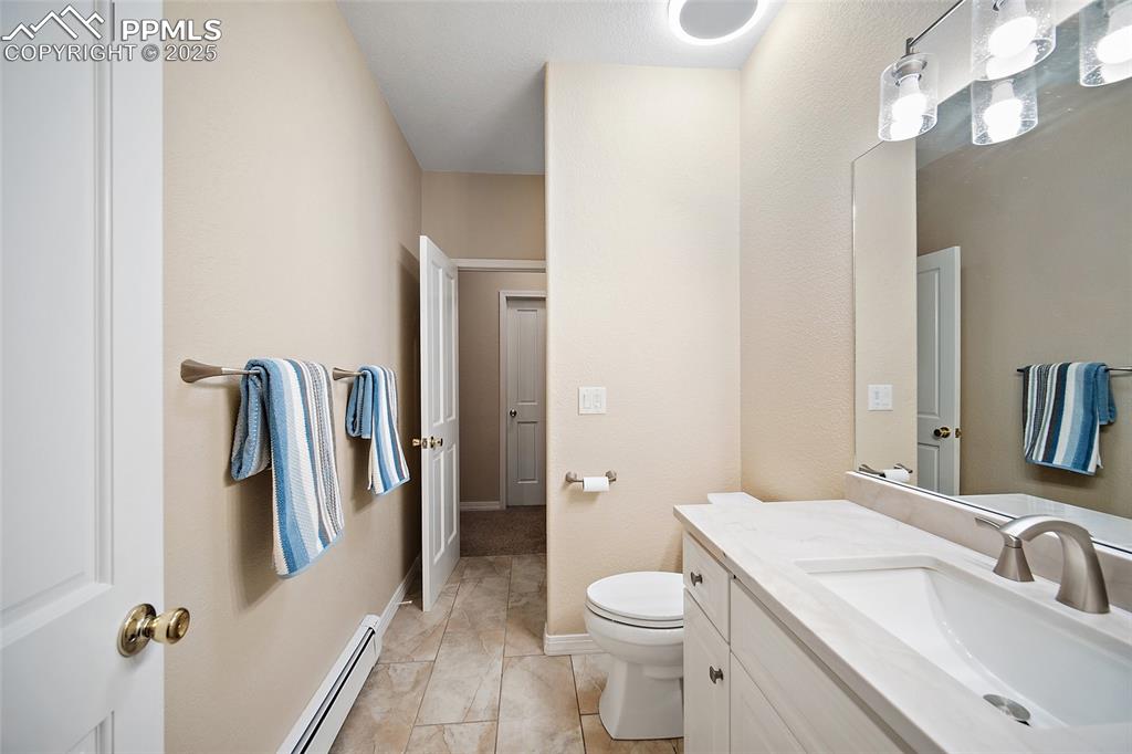 Colorado Springs, Colorado, 80908, United States, 5 Bedrooms Bedrooms, ,5 BathroomsBathrooms,Residential,Active,1954015