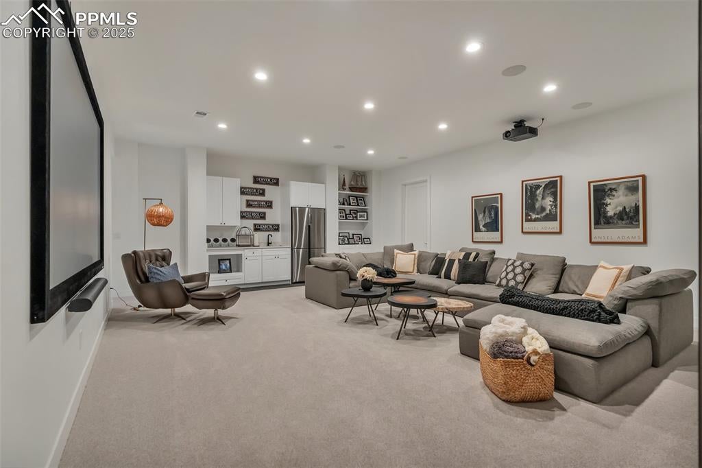 Franktown, Colorado, 80116, United States, 4 Bedrooms Bedrooms, ,5 BathroomsBathrooms,Residential,Active,1968385