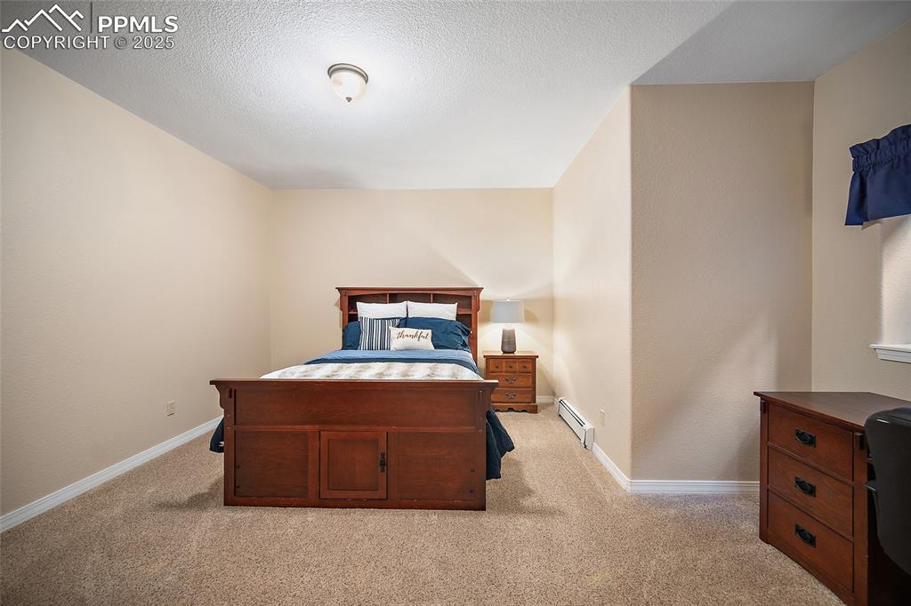 Colorado Springs, Colorado, 80908, United States, 5 Bedrooms Bedrooms, ,5 BathroomsBathrooms,Residential,Active,1954015