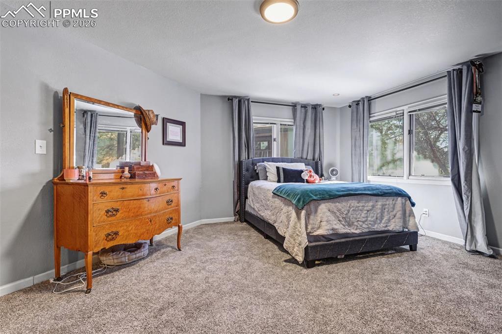 Colorado Springs, Colorado, 80906, United States, 5 Bedrooms Bedrooms, ,5 BathroomsBathrooms,Residential,Active,2014958