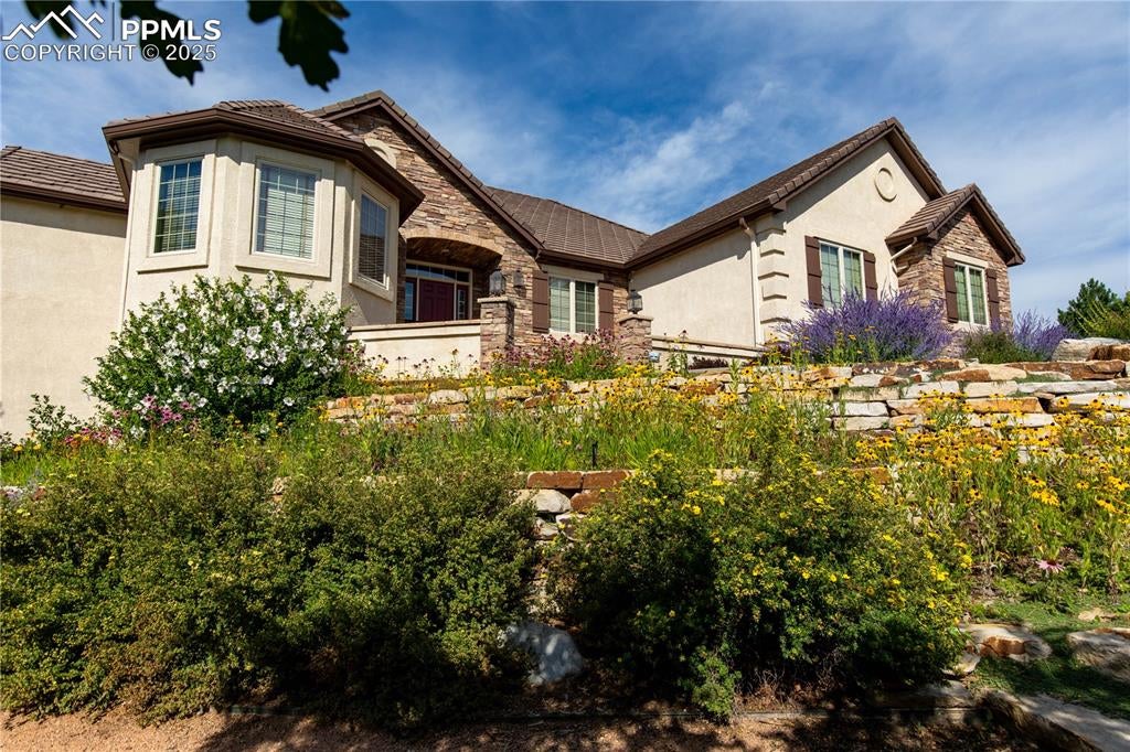 Colorado Springs, Colorado, 80918, United States, 5 Bedrooms Bedrooms, ,4 BathroomsBathrooms,Residential,Active,1909664