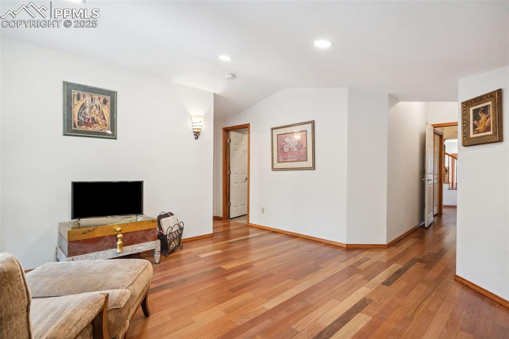 Monument, Colorado, 80132, United States, 5 Bedrooms Bedrooms, ,5 BathroomsBathrooms,Residential,Active,1788543