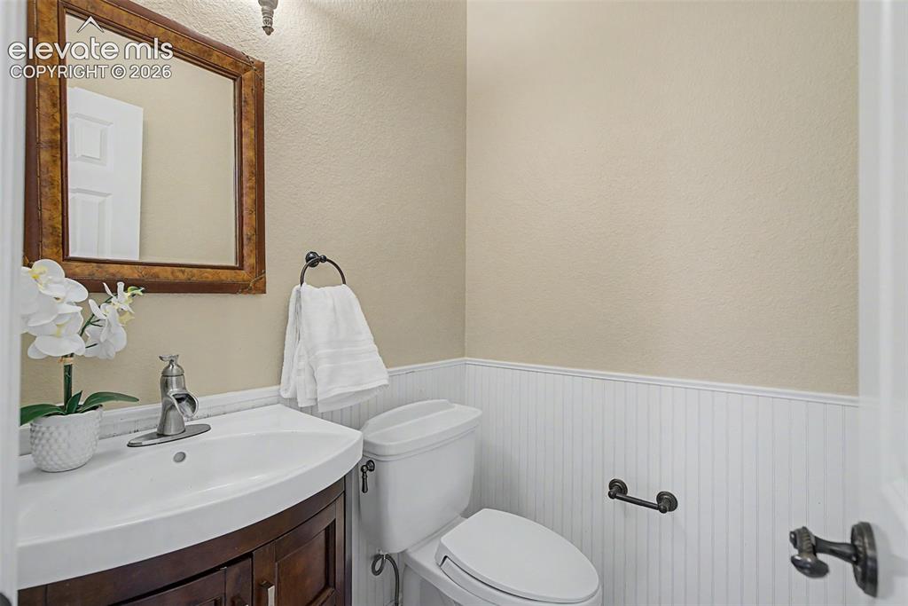 Monument, Colorado, 80132, United States, 6 Bedrooms Bedrooms, ,5 BathroomsBathrooms,Residential,Active,2042660