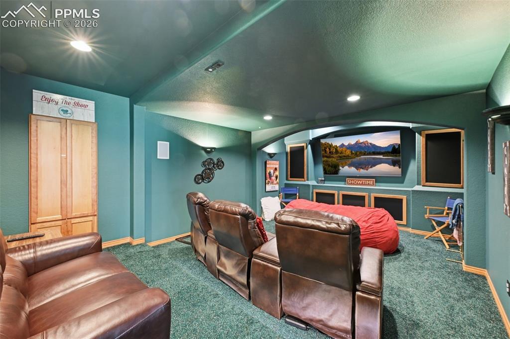 Colorado Springs, Colorado, 80908, United States, 6 Bedrooms Bedrooms, ,5 BathroomsBathrooms,Residential,Active,2045782