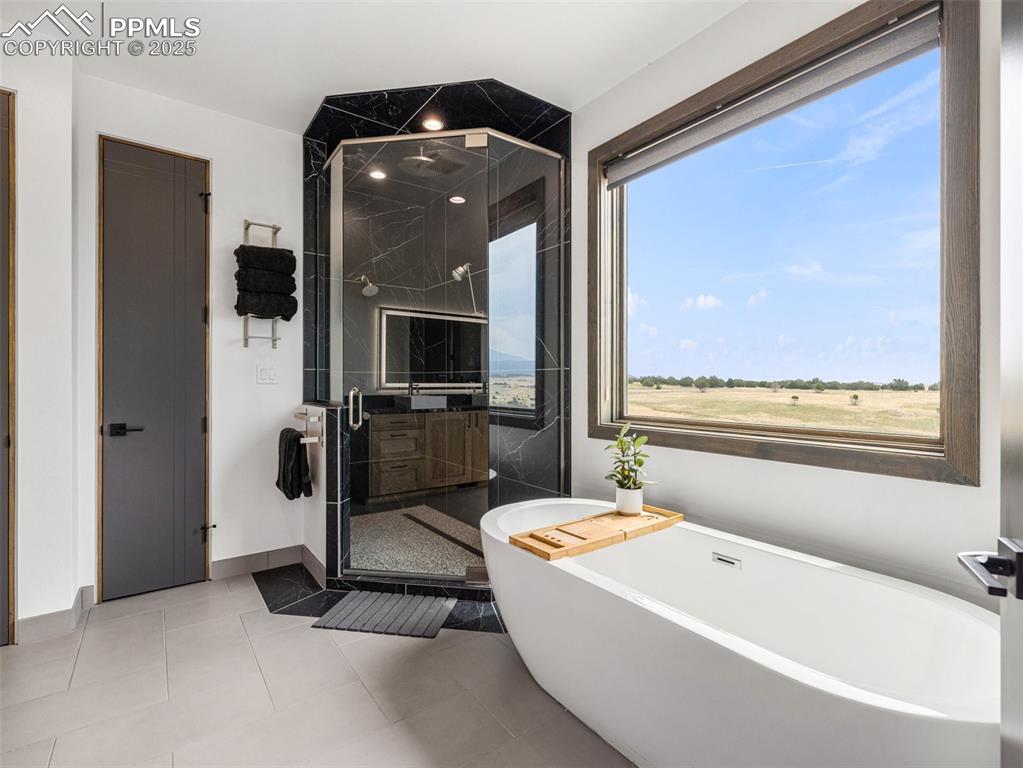 Beulah, Colorado, 81023, United States, 5 Bedrooms Bedrooms, ,5 BathroomsBathrooms,Residential,Active,1922547