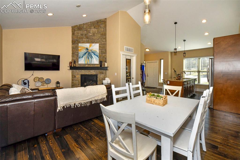 Colorado Springs, Colorado, 80908, United States, 7 Bedrooms Bedrooms, ,7 BathroomsBathrooms,Residential,Active,2015477