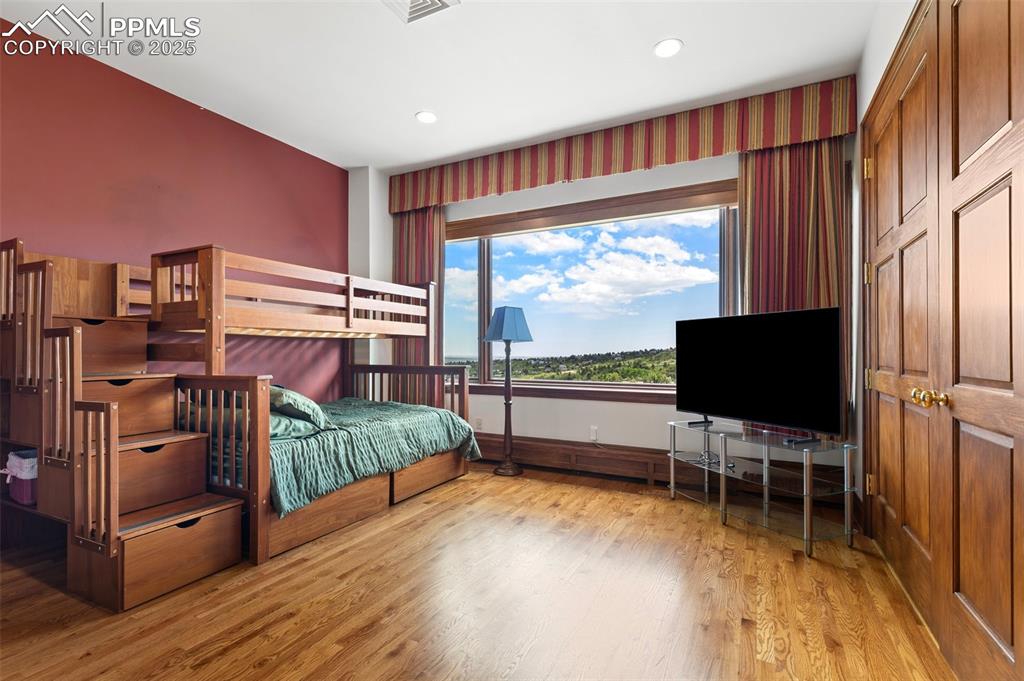 Colorado Springs, Colorado, 80906, United States, ,6 BathroomsBathrooms,Residential,Active,1823998