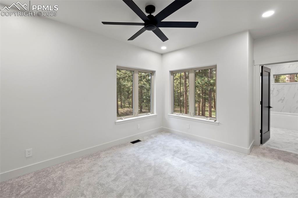 Colorado Springs, Colorado, 80908, United States, 4 Bedrooms Bedrooms, ,5 BathroomsBathrooms,Residential,Active,1992290