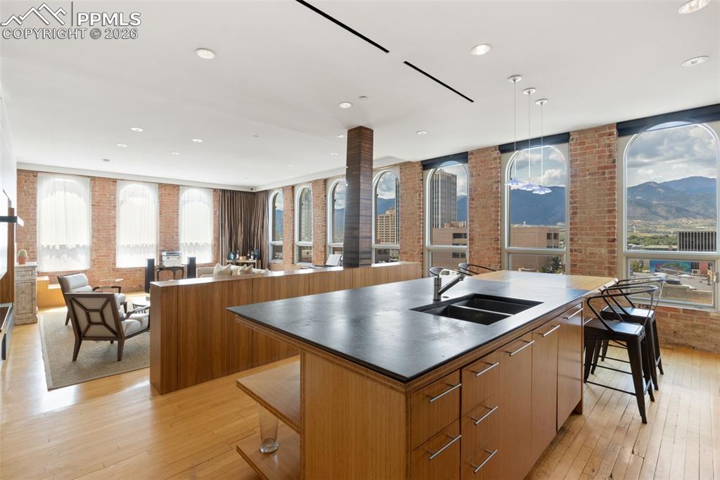 Colorado Springs, Colorado, 80903, United States, 3 Bedrooms Bedrooms, ,3 BathroomsBathrooms,Residential,Active,2010586