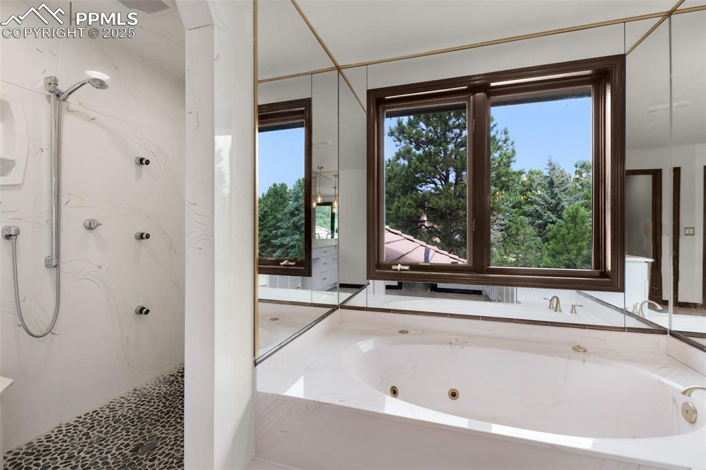 Monument, Colorado, 80132, United States, 5 Bedrooms Bedrooms, ,5 BathroomsBathrooms,Residential,Active,1992275