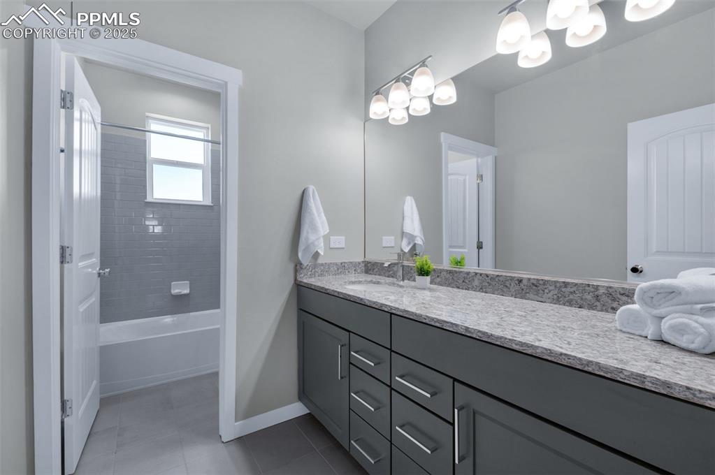 Colorado Springs, Colorado, 80908, United States, 7 Bedrooms Bedrooms, ,6 BathroomsBathrooms,Residential,Active,1992312